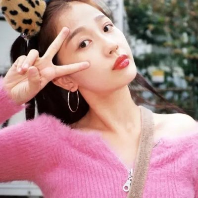 伏狮艶后